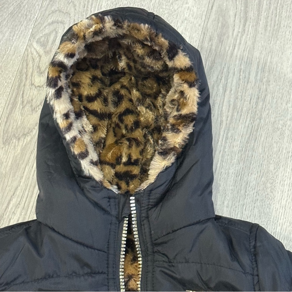 DKNY Black Puffer Reversible Jacket with Leopard Lining - Picture 3 of 12